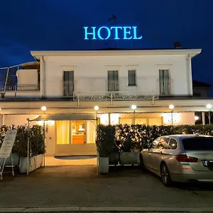 3* Отель Ristorante Ca' Nova