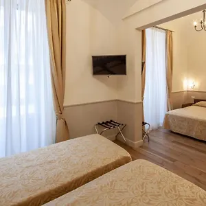 flavia-rome-00187.it-romehotels.com/